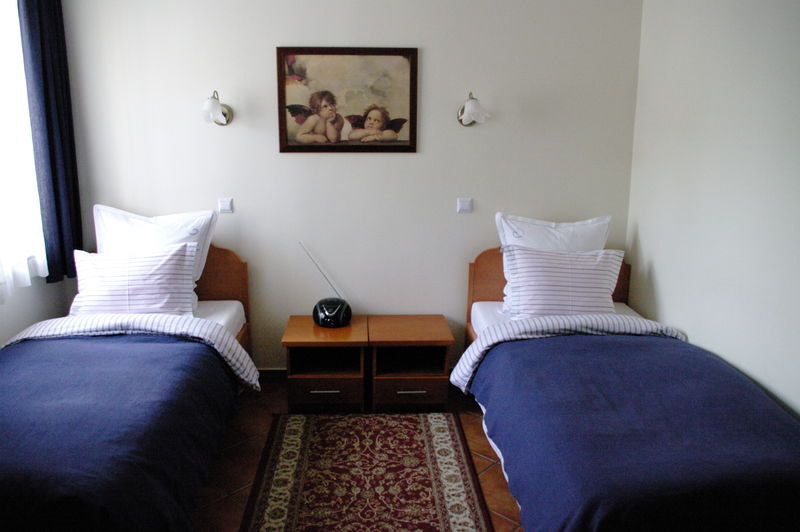 Hotel Lorenzo Krasków Eksteriør bilde