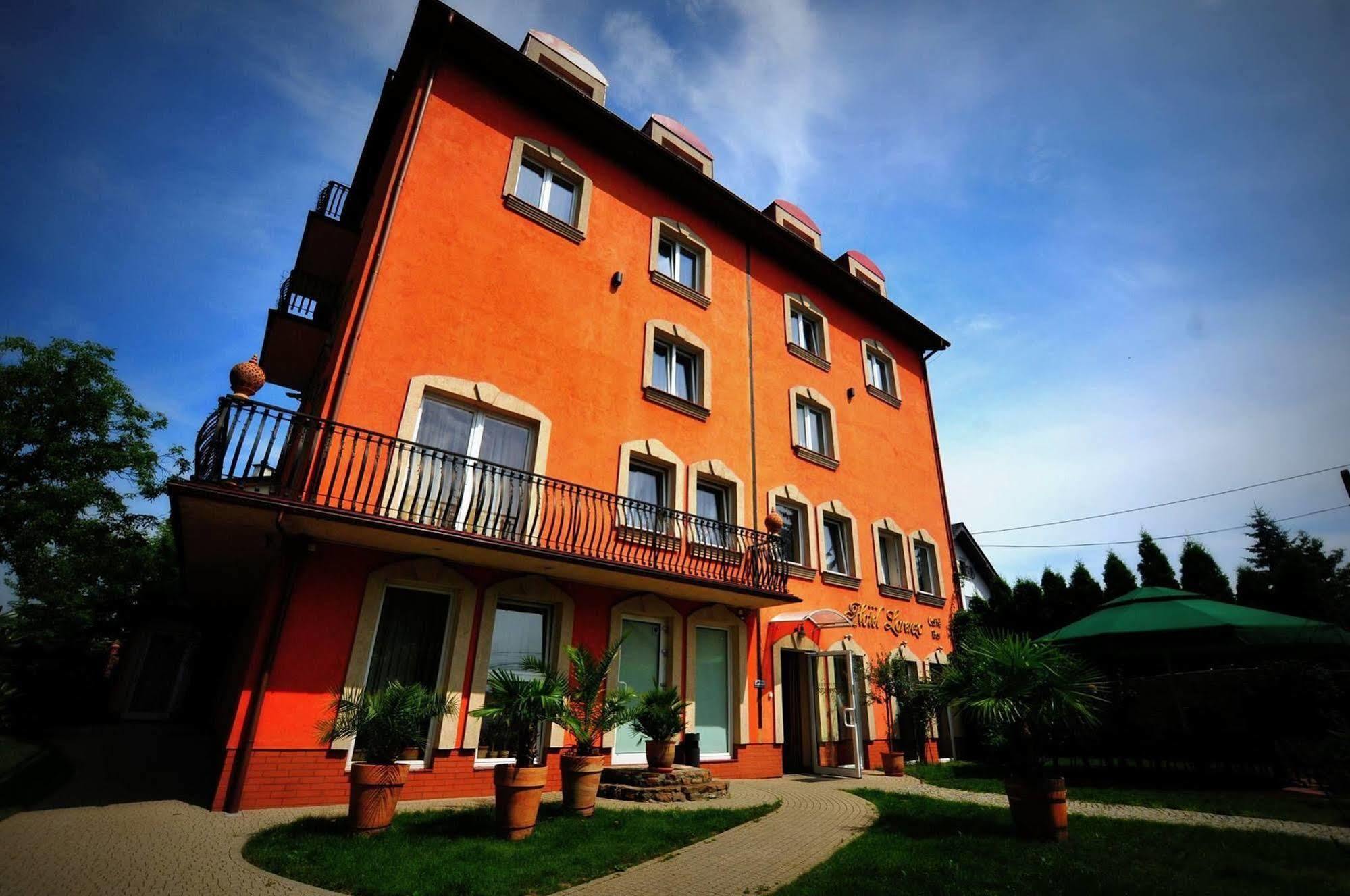 Hotel Lorenzo Krasków Eksteriør bilde